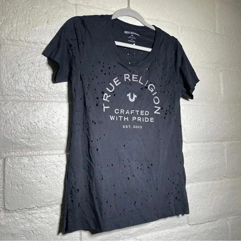 True religion Distressed tee size: S